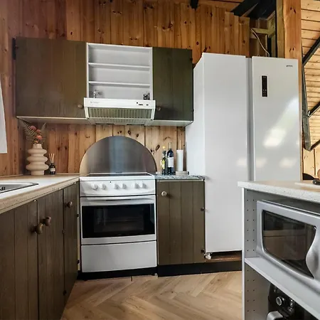 펜션 4 Bedroom In *