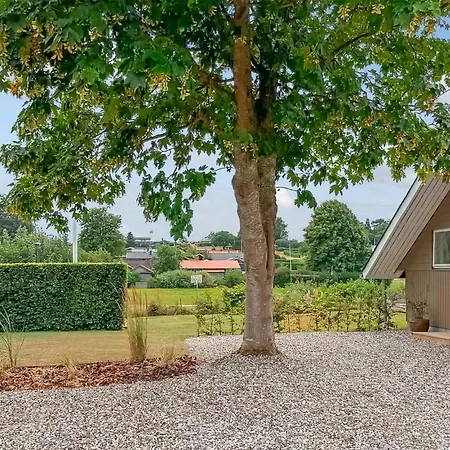 Dejligt Hus Med 4 Soveværelser I